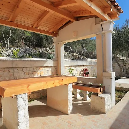 By The Sea Vinisce, Trogir - 18674 Apartment Vinisce