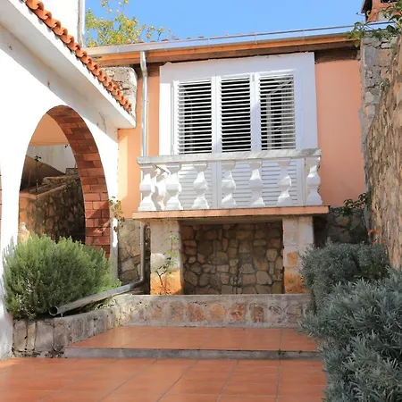 Apartment By The Sea Vinisce, Trogir - 18674