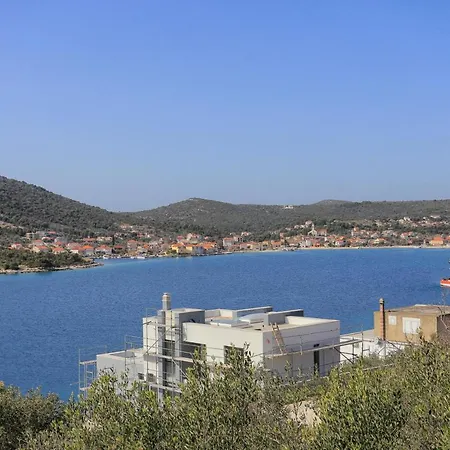By The Sea Vinisce, Trogir - 18674 Apartment