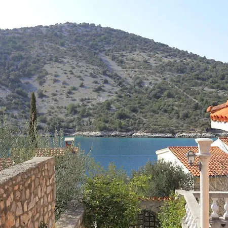 By The Sea Vinisce, Trogir - 18674 *