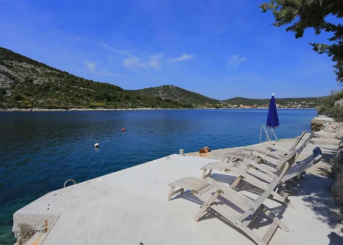 By The Sea Vinisce, Trogir - 18674 Apartman *