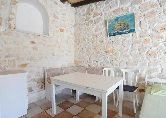 By The Sea Vinisce, Trogir - 18674 Apartman *